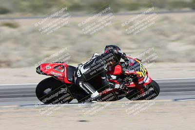 media/Jan-15-2026-Racers Edge (Thu) [[dfebeb70ab]]/2-A Group/Session 3 (Turn 15 Inside Pans)/